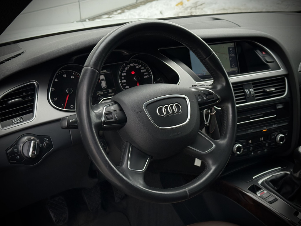 AUDI A4 “AMBIENTE”