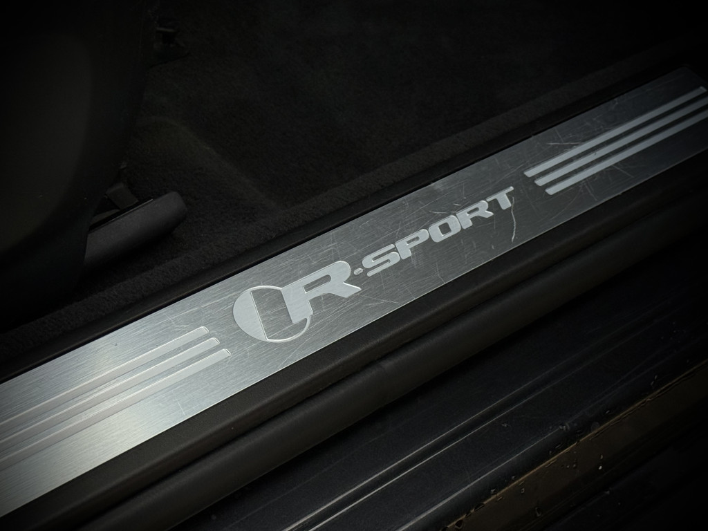 JAGUAR XF “R-SPORT” JAGUAR XF “R-SPORT”