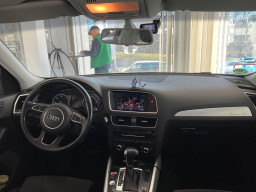 AUDI Q5 QUATTRO AUDI Q5 QUATTRO