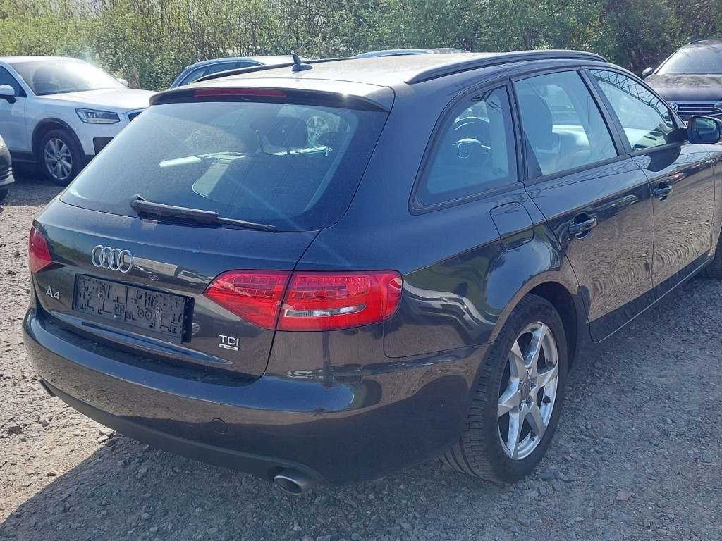 AUDI A4 QUATTRO AUDI A4 QUATTRO