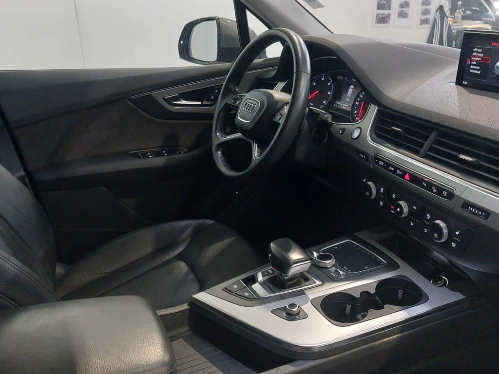 AUDI Q7 QUATTRO