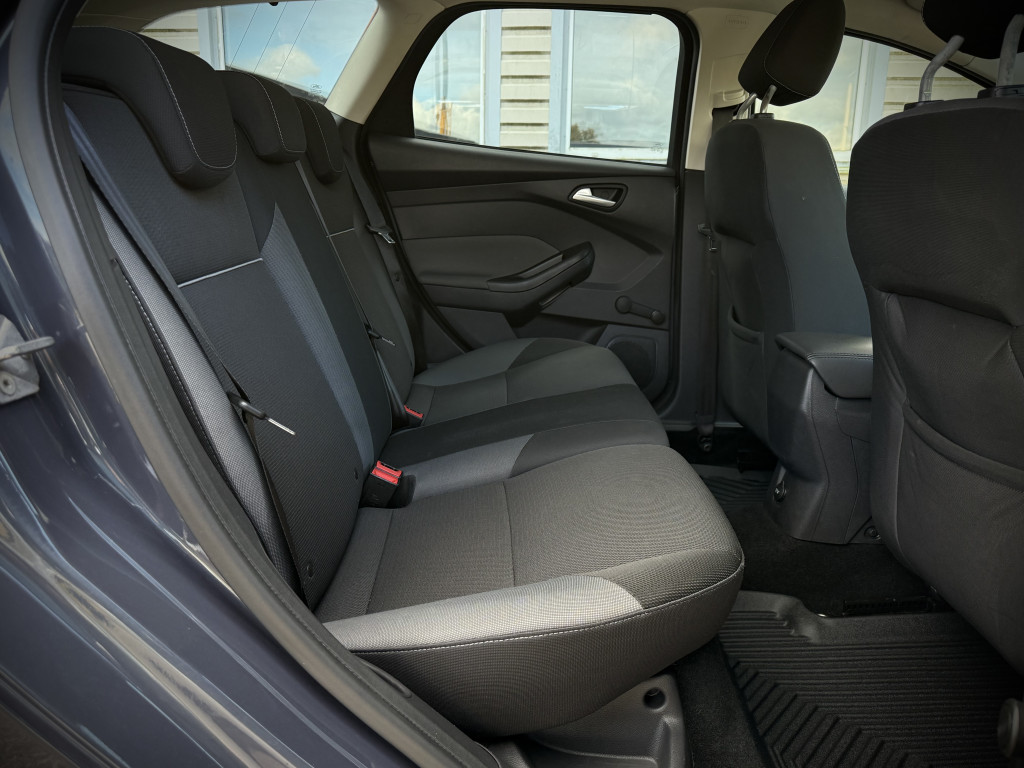FORD FOCUS FORD FOCUS