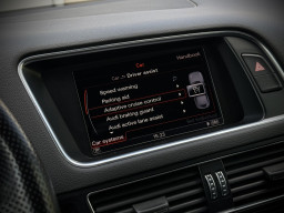 AUDI Q5 S-LINE QUATTRO AUDI Q5 S-LINE QUATTRO