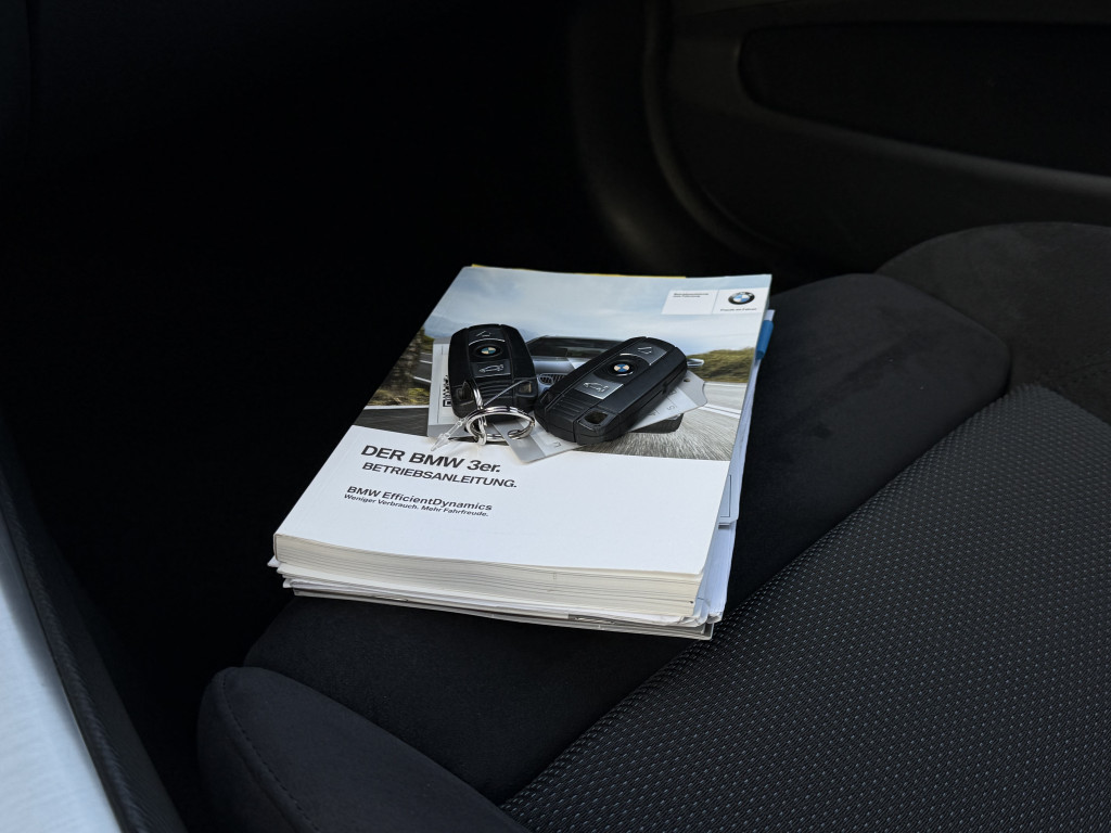 BMW 320D M-SPORTSPAKET BMW 320D M-SPORTSPAKET