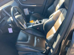 VOLVO XC60 D4 “EXCLUSIVE”