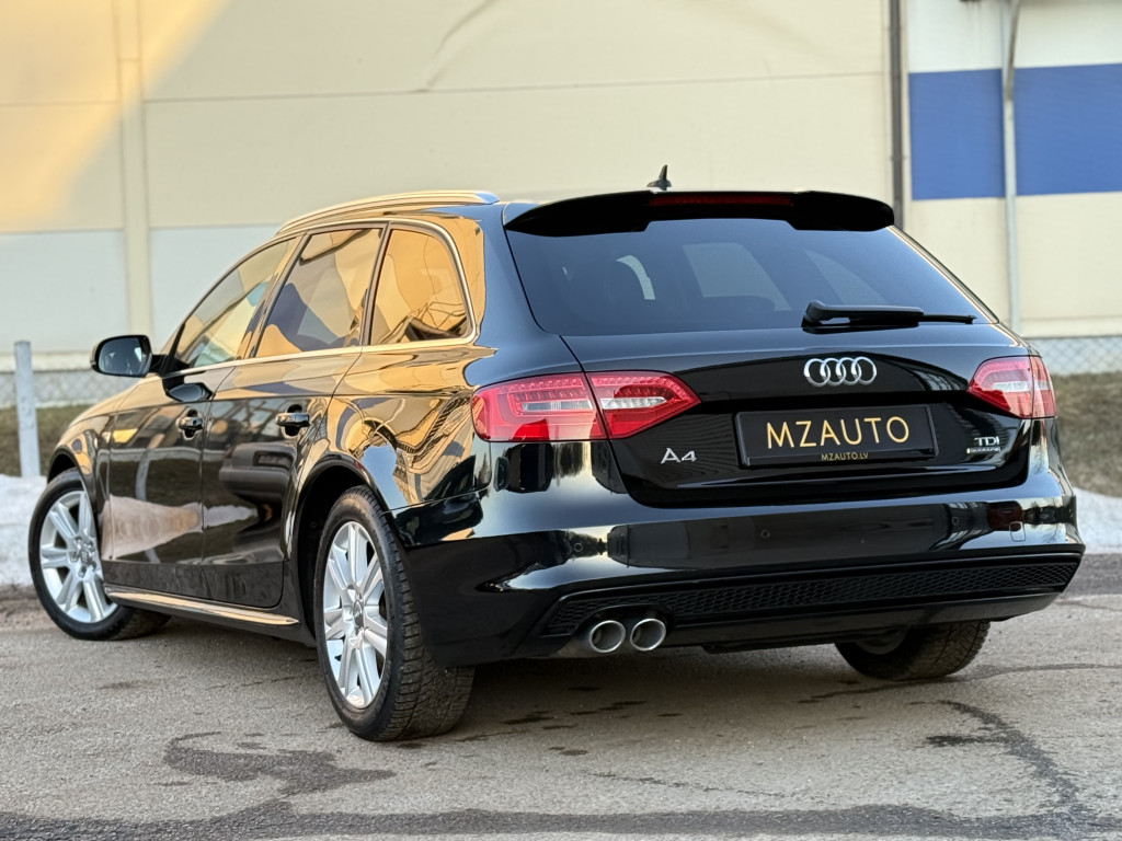 AUDI A4 S-LINE QUATTRO