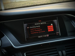 AUDI A4 S-LINE QUATTRO