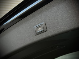 AUDI A4 S-LINE QUATTRO