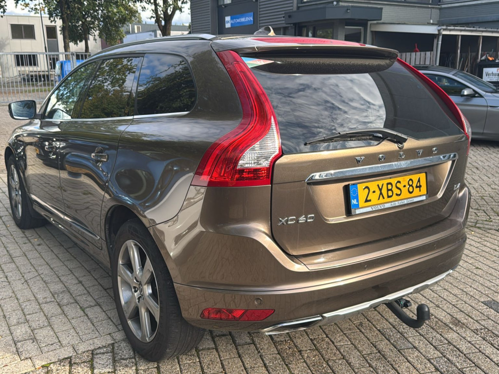 VOLVO XC60 D4 “EXCLUSIVE”