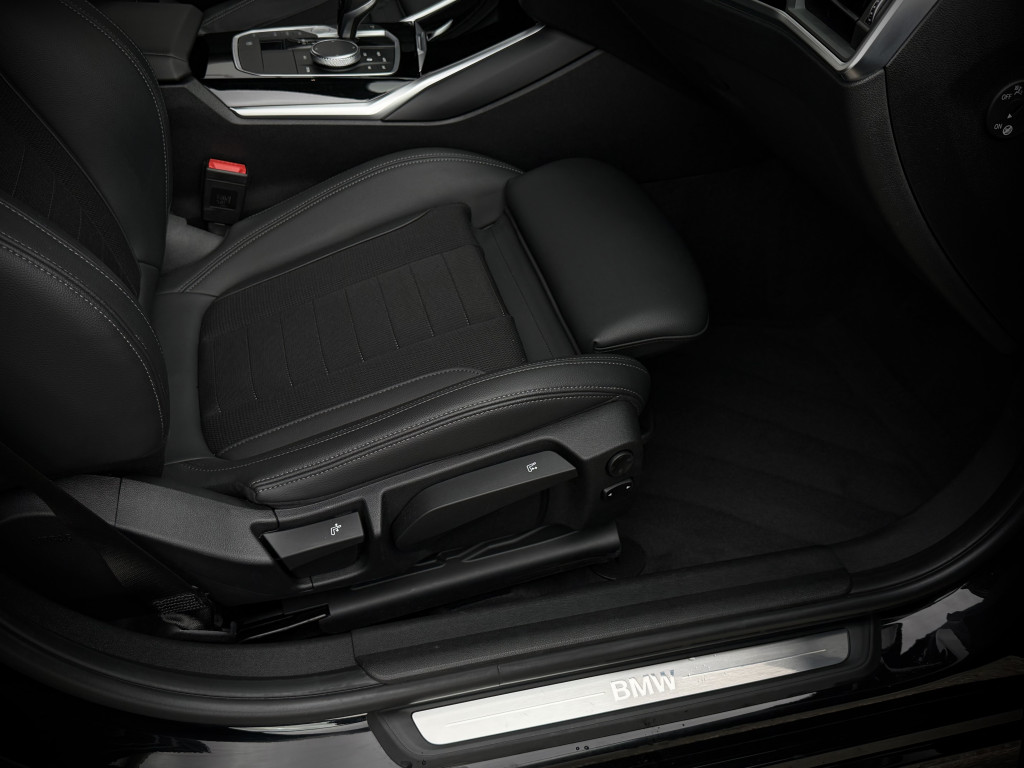 BMW 318D “SPORTLINE” BMW 318D “SPORTLINE”