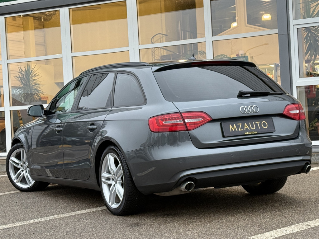 AUDI A4 S-LINE QUATTRO