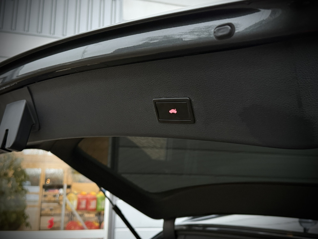 AUDI A4 S-LINE QUATTRO