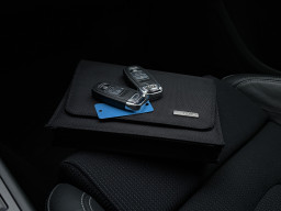 AUDI A4 S-LINE QUATTRO