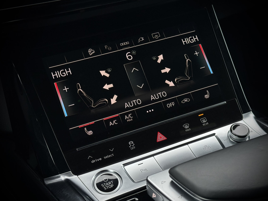 AUDI E-TRON 55 SPORTBACK