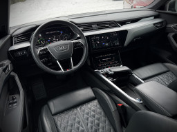 AUDI E-TRON 55 SPORTBACK