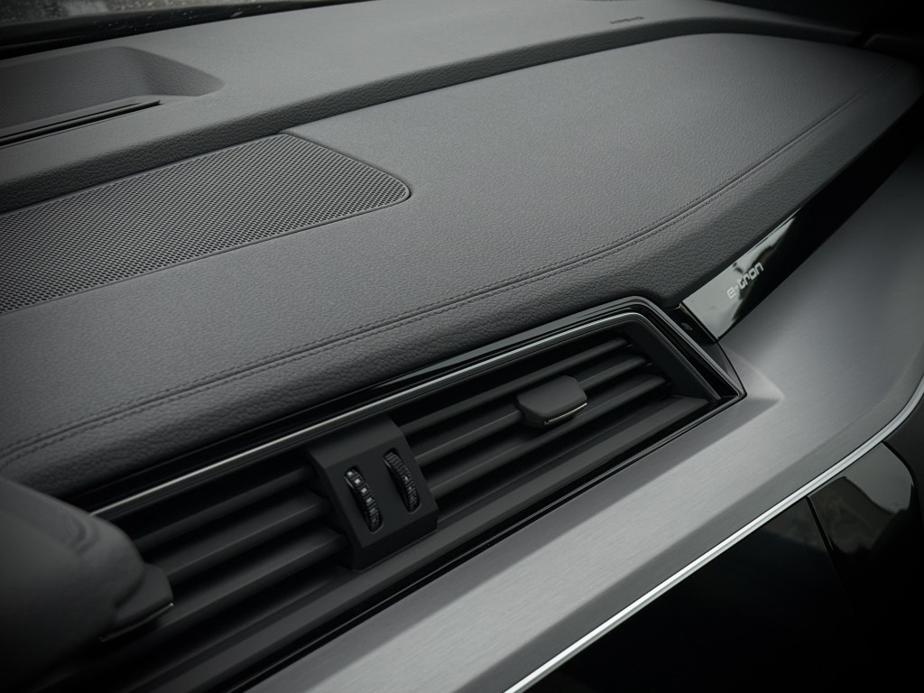 AUDI E-TRON 55 SPORTBACK