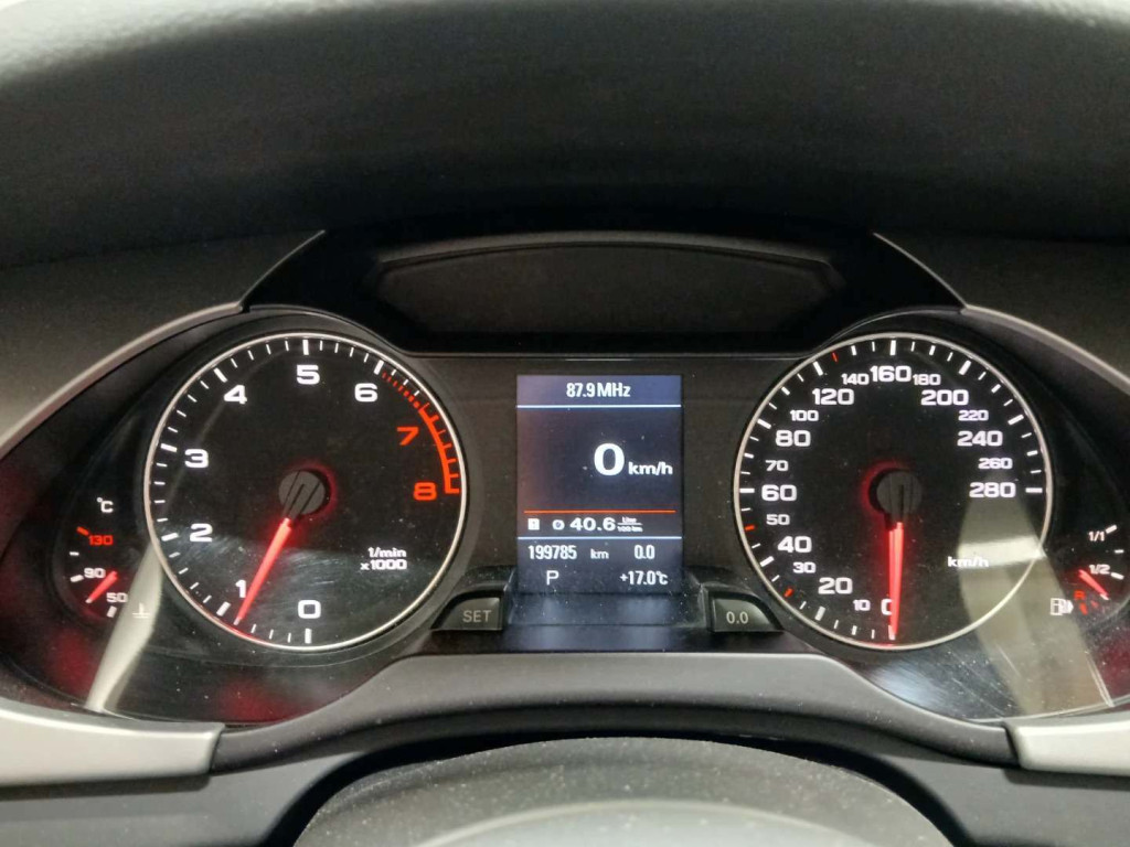 AUDI A4 QUATTRO AUDI A4 QUATTRO