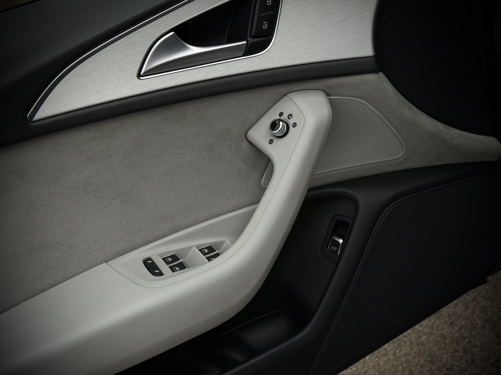 AUDI A6 S-LINE QUATTRO