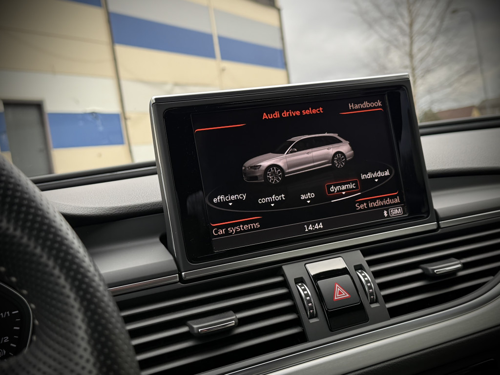 AUDI A6 S-LINE QUATTRO