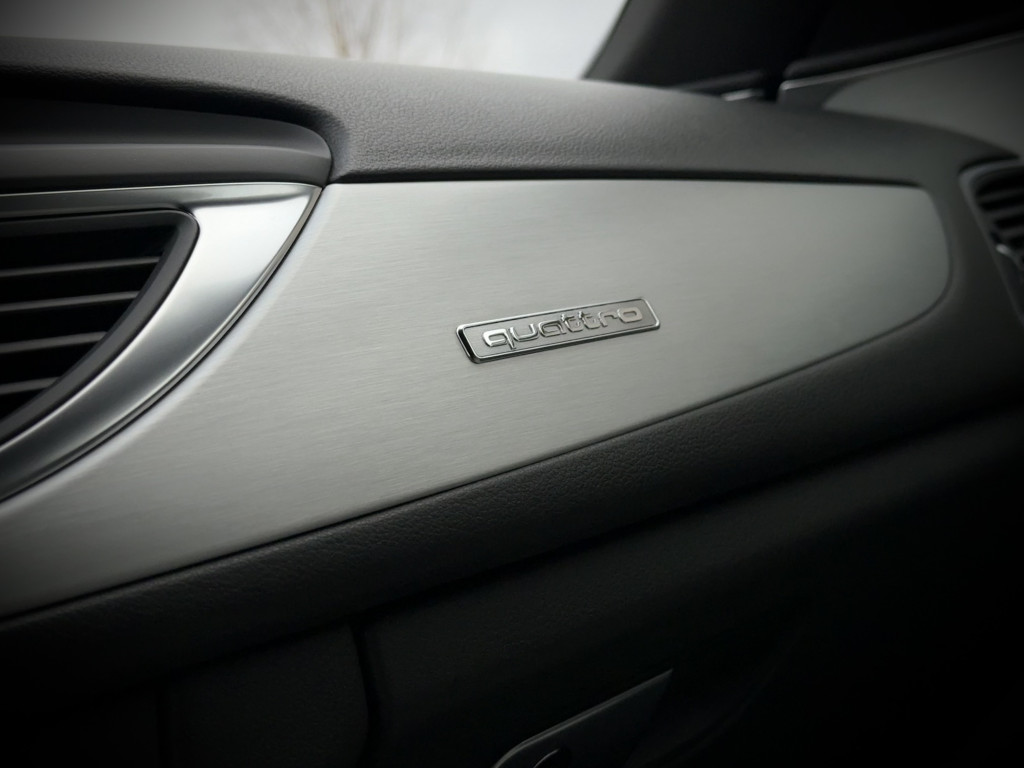 AUDI A6 S-LINE QUATTRO