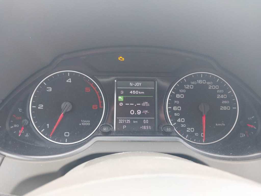 AUDI Q5 S-LINE QUATTRO AUDI Q5 S-LINE QUATTRO