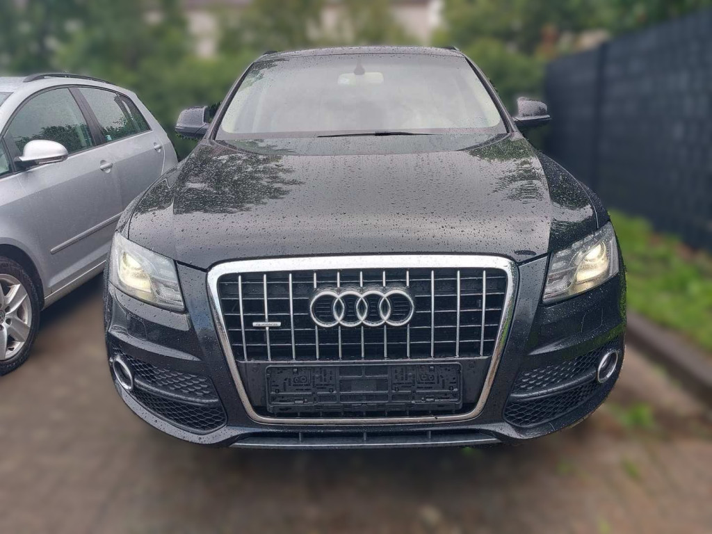 AUDI Q5 S-LINE QUATTRO AUDI Q5 S-LINE QUATTRO