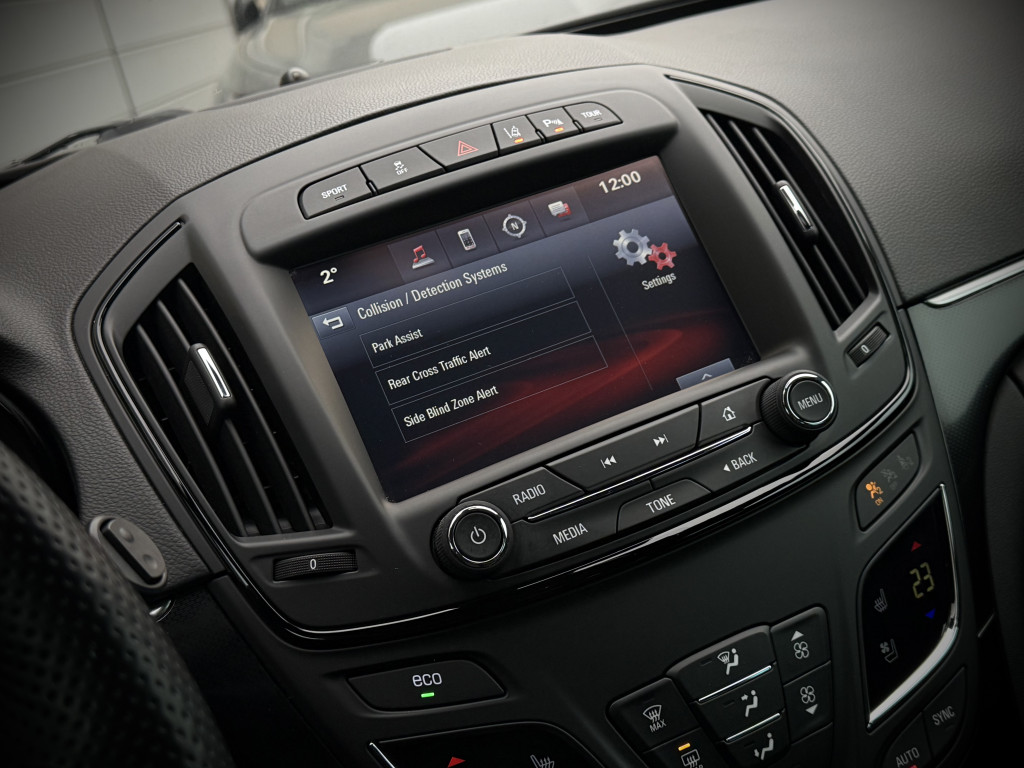 OPEL INSIGNIA “OPC LINE”