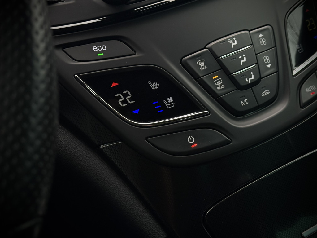 OPEL INSIGNIA “OPC LINE”