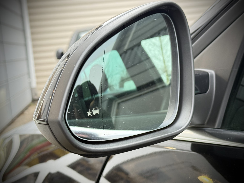 OPEL INSIGNIA “OPC LINE”