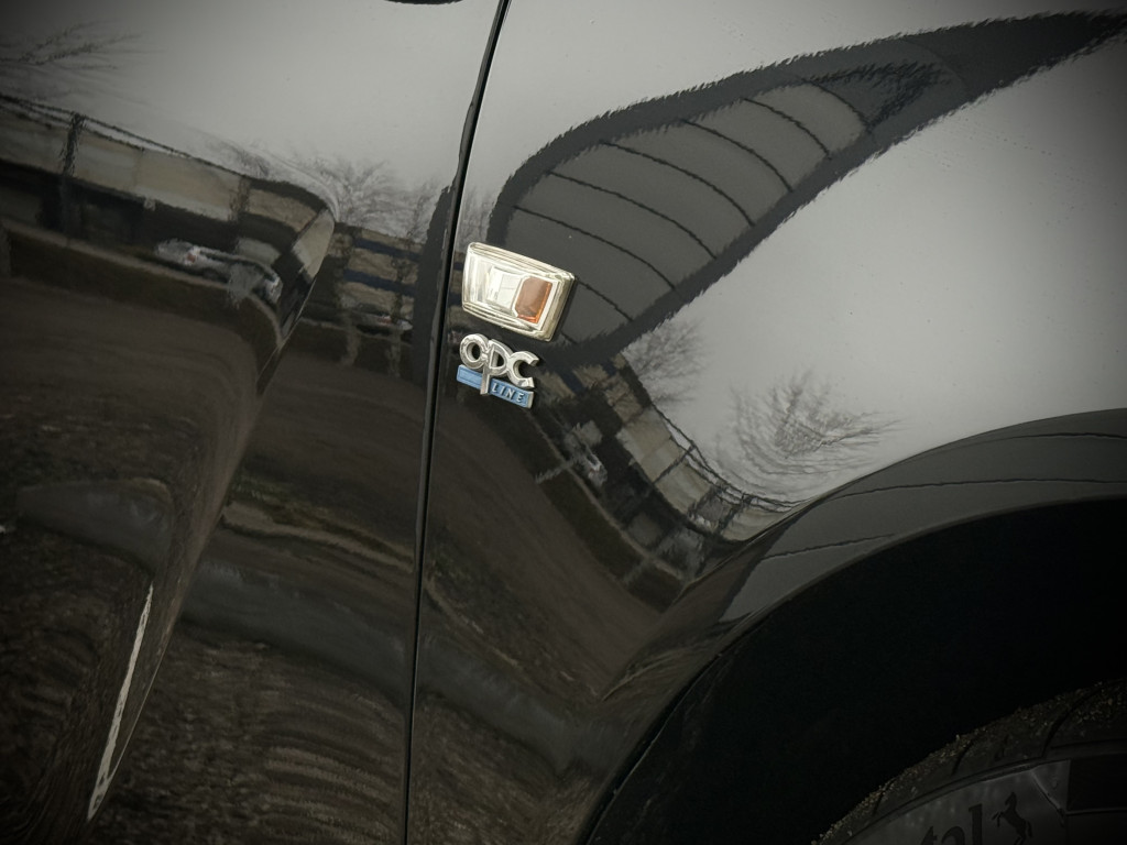 OPEL INSIGNIA “OPC LINE”