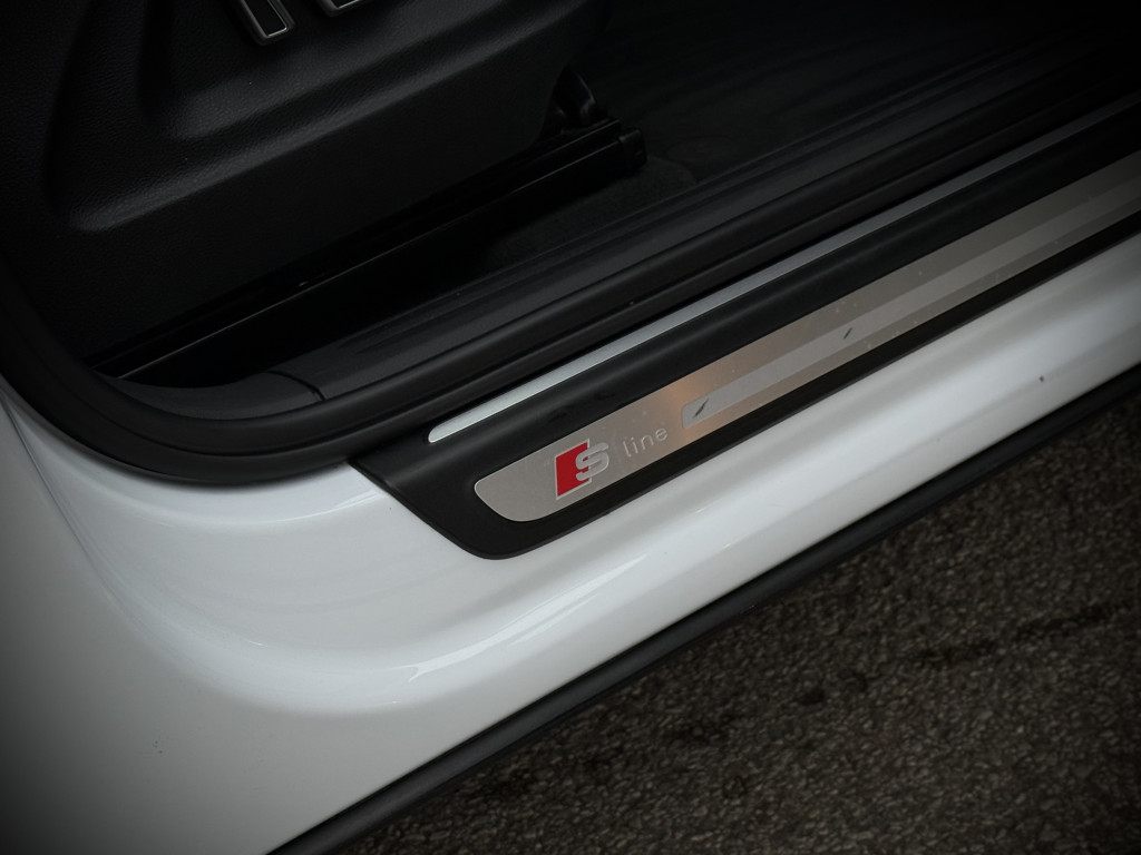 AUDI Q5 S-LINE QUATTRO