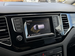 VW GOLF SPORTSVAN ''CARAT''