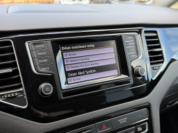 VW GOLF SPORTSVAN ''CARAT''