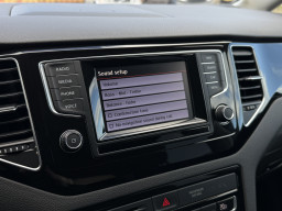 VW GOLF SPORTSVAN ''CARAT''