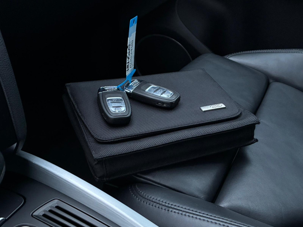 AUDI Q5 S-LINE QUATTRO