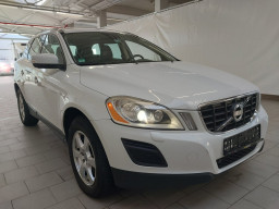 VOLVO XC60 AWD ''SUMMUM'' VOLVO XC60 AWD ''SUMMUM''