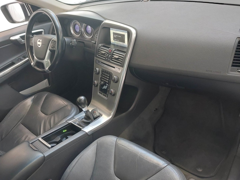 VOLVO XC60 AWD ''SUMMUM'' VOLVO XC60 AWD ''SUMMUM''