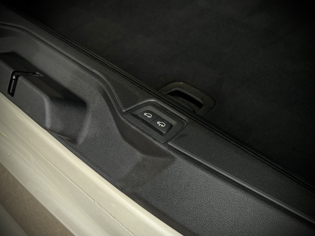 BMW X5 M-SPORTSPAKET “INDIVIDUAL”