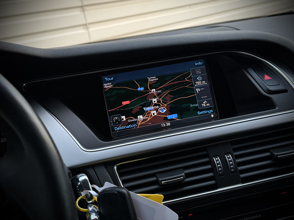 AUDI A4 “AMBITION”