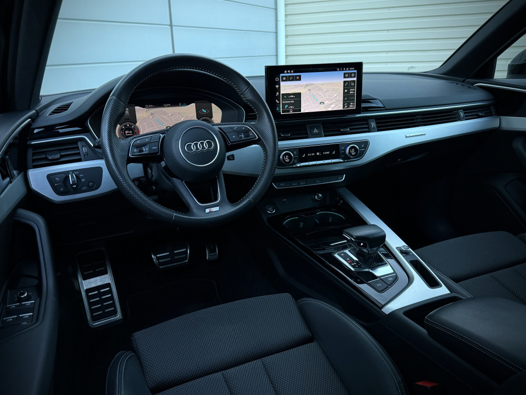AUDI A4 S-LINE QUATTRO AUDI A4 S-LINE QUATTRO