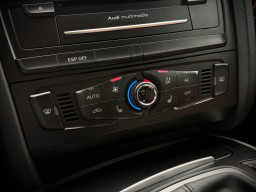 AUDI A4 QUATTRO AUDI A4 QUATTRO