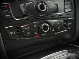 AUDI A4 ''ATTRACTION'' AUDI A4 ''ATTRACTION''
