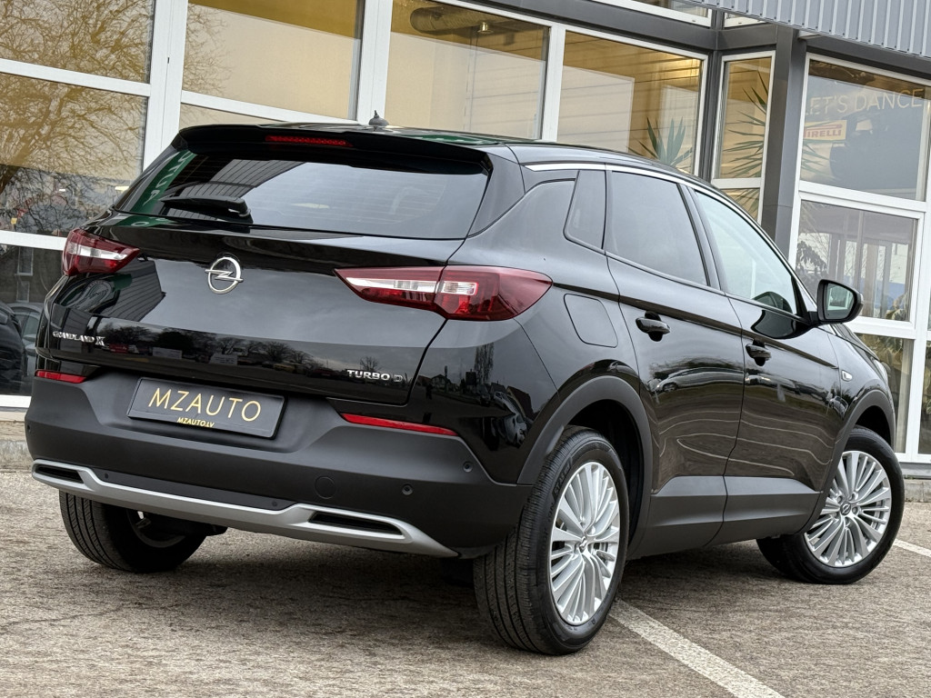 OPEL GRANDLAND X “INNOVATION”