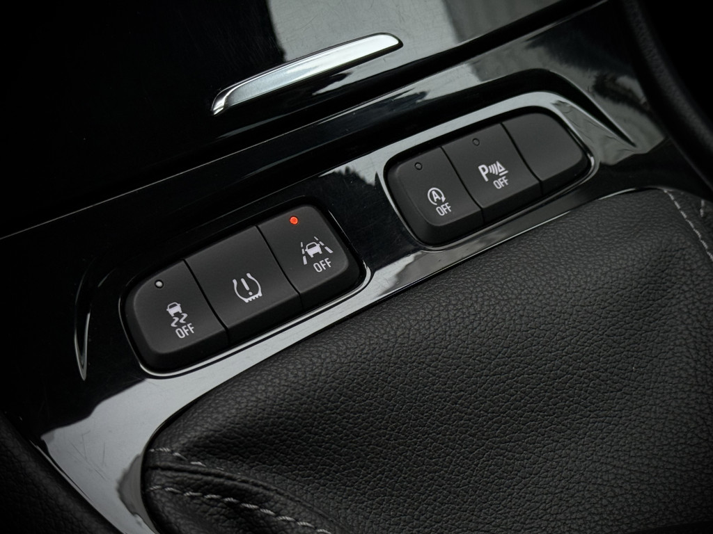 OPEL GRANDLAND X “INNOVATION”