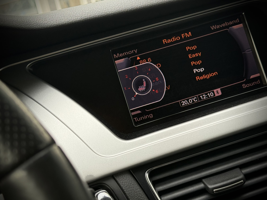 AUDI A4 “AMBIENTE”