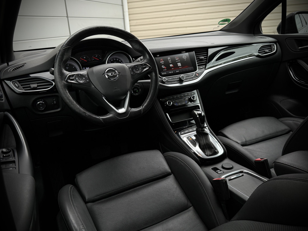 OPEL ASTRA ''ULTIMATE''