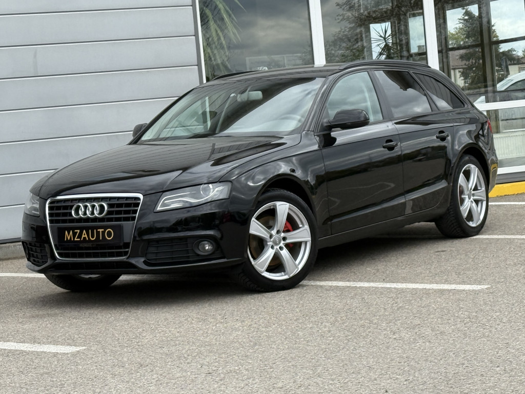 AUDI A4 ''ATTRACTION'' AUDI A4 ''ATTRACTION''