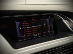 AUDI A4 ''ATTRACTION'' AUDI A4 ''ATTRACTION''