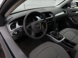 AUDI A4 ''ATTRACTION'' AUDI A4 ''ATTRACTION''