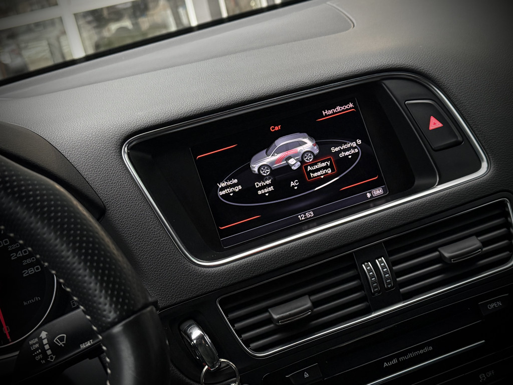 AUDI Q5 S-LINE “QUATTRO”